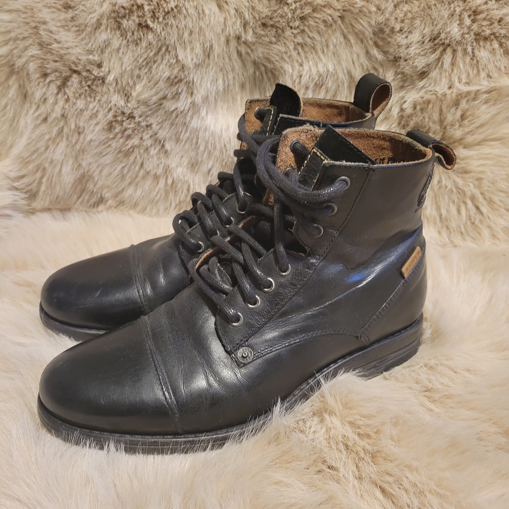 Levi's Black Leather Men's Boots